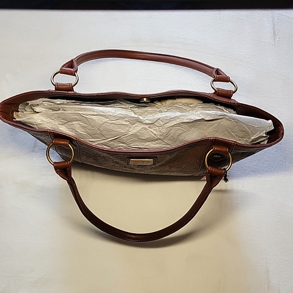 FRYE and Co Embossed Large Shoulder Tote Bag - Picture 5 of 12